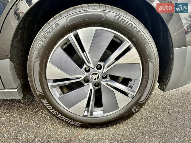 Черный Шкода Enyaq iV, объемом двигателя 0 л и пробегом 186 тыс. км за 18950 $, фото 48 на Automoto.ua