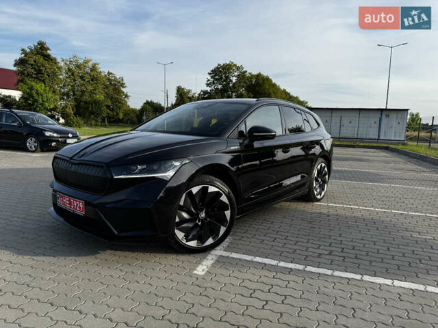 Черный Шкода Enyaq iV, объемом двигателя 0 л и пробегом 49 тыс. км за 28250 $, фото 5 на Automoto.ua