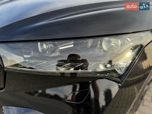 Черный Шкода Enyaq iV, объемом двигателя 0 л и пробегом 49 тыс. км за 28250 $, фото 77 на Automoto.ua