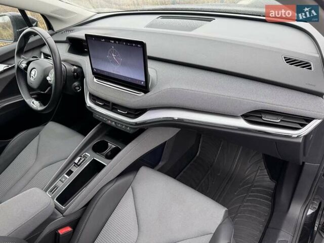 Черный Шкода Enyaq iV, объемом двигателя 0 л и пробегом 269 тыс. км за 16800 $, фото 31 на Automoto.ua