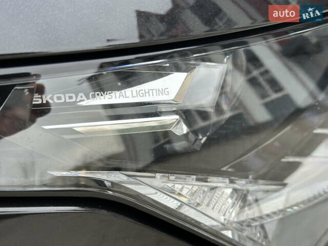 Чорний Шкода Enyaq iV, об'ємом двигуна 0 л та пробігом 150 тис. км за 24700 $, фото 9 на Automoto.ua