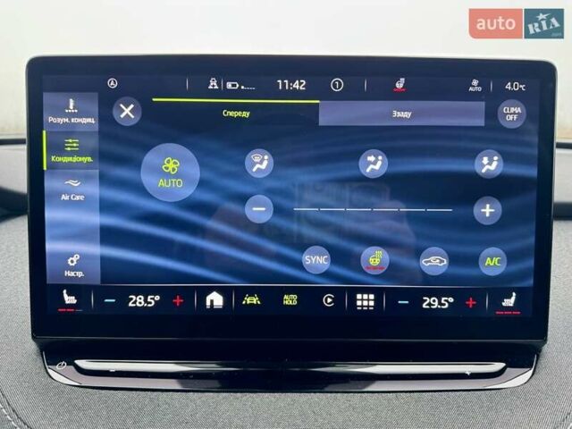 Черный Шкода Enyaq iV, объемом двигателя 0 л и пробегом 269 тыс. км за 16800 $, фото 60 на Automoto.ua