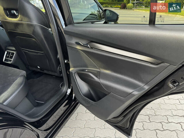 Черный Шкода Enyaq iV, объемом двигателя 0 л и пробегом 49 тыс. км за 28250 $, фото 117 на Automoto.ua