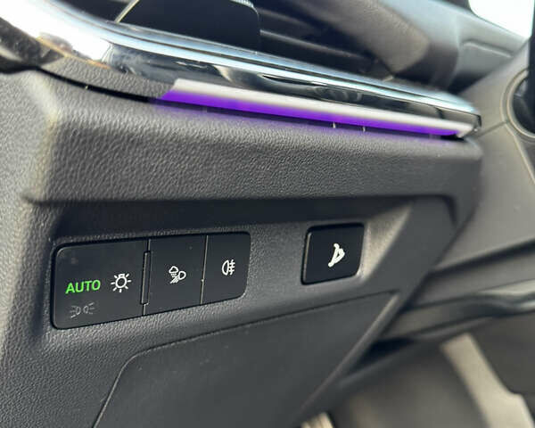 Черный Шкода Enyaq iV, объемом двигателя 0 л и пробегом 49 тыс. км за 28250 $, фото 85 на Automoto.ua