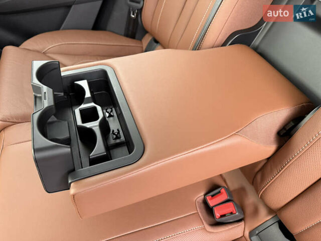 Черный Шкода Enyaq iV, объемом двигателя 0 л и пробегом 111 тыс. км за 28400 $, фото 100 на Automoto.ua