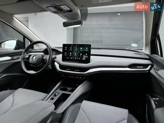 Черный Шкода Enyaq iV, объемом двигателя 0 л и пробегом 160 тыс. км за 18700 $, фото 47 на Automoto.ua