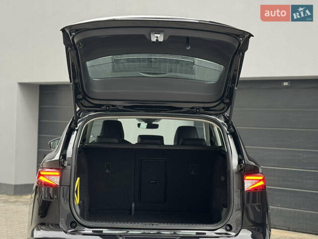 Черный Шкода Enyaq iV, объемом двигателя 0 л и пробегом 160 тыс. км за 18700 $, фото 43 на Automoto.ua