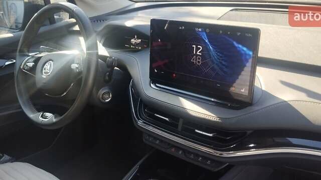 Черный Шкода Enyaq iV, объемом двигателя 0 л и пробегом 198 тыс. км за 19999 $, фото 15 на Automoto.ua