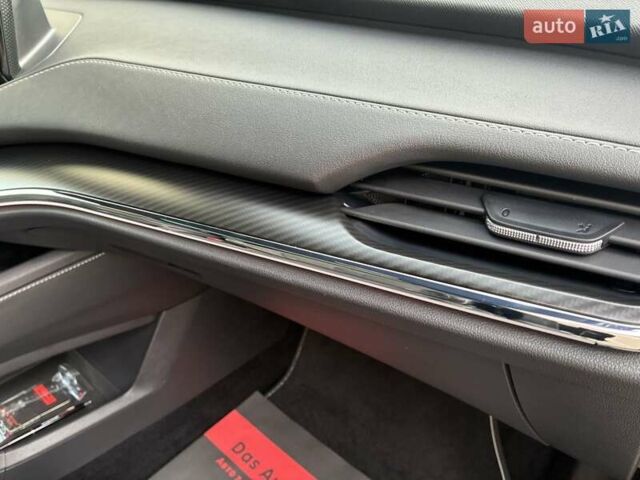 Черный Шкода Enyaq iV, объемом двигателя 0 л и пробегом 144 тыс. км за 26999 $, фото 100 на Automoto.ua