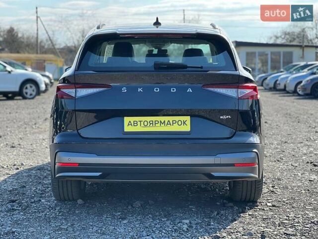 Чорний Шкода Enyaq iV, об'ємом двигуна 0 л та пробігом 6 тис. км за 25990 $, фото 8 на Automoto.ua