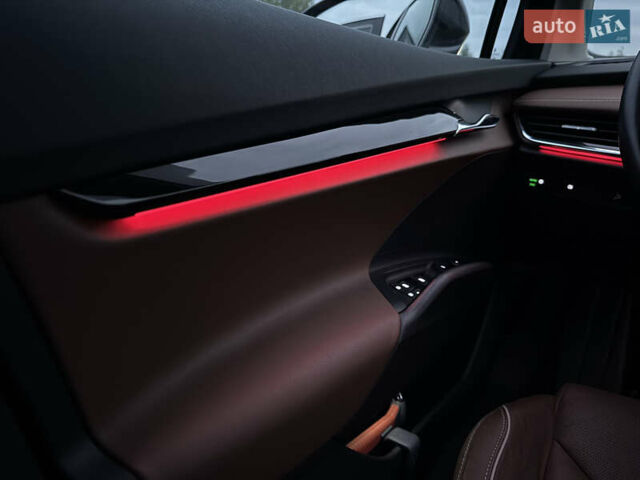 Черный Шкода Enyaq iV, объемом двигателя 0 л и пробегом 111 тыс. км за 28400 $, фото 32 на Automoto.ua