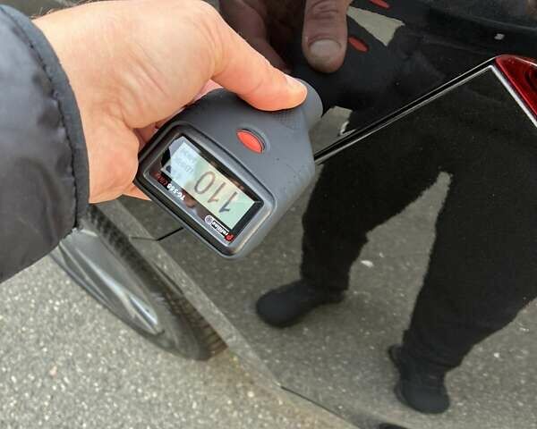 Черный Шкода Enyaq iV, объемом двигателя 0 л и пробегом 144 тыс. км за 26999 $, фото 167 на Automoto.ua