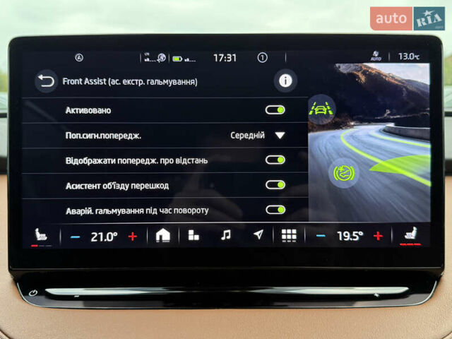 Черный Шкода Enyaq iV, объемом двигателя 0 л и пробегом 111 тыс. км за 28400 $, фото 75 на Automoto.ua