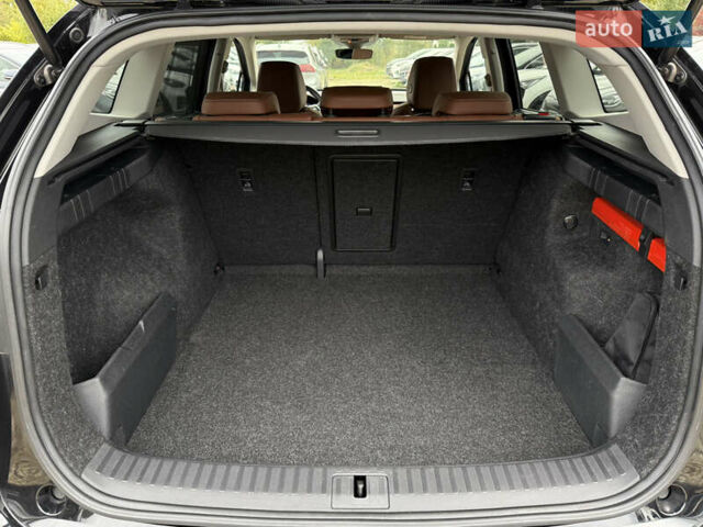 Черный Шкода Enyaq iV, объемом двигателя 0 л и пробегом 111 тыс. км за 28400 $, фото 105 на Automoto.ua