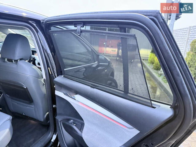 Черный Шкода Enyaq iV, объемом двигателя 0 л и пробегом 163 тыс. км за 24600 $, фото 24 на Automoto.ua