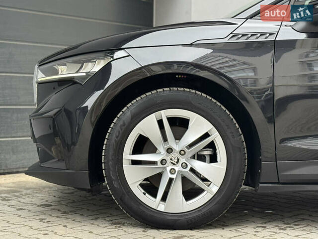 Черный Шкода Enyaq iV, объемом двигателя 0 л и пробегом 160 тыс. км за 18700 $, фото 35 на Automoto.ua