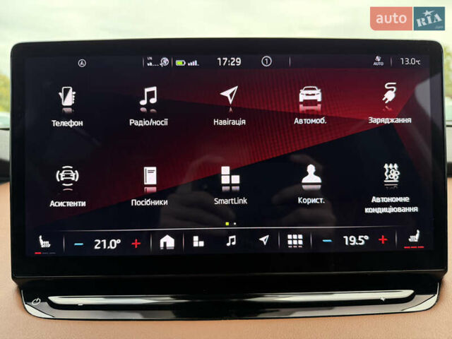 Черный Шкода Enyaq iV, объемом двигателя 0 л и пробегом 111 тыс. км за 28400 $, фото 69 на Automoto.ua