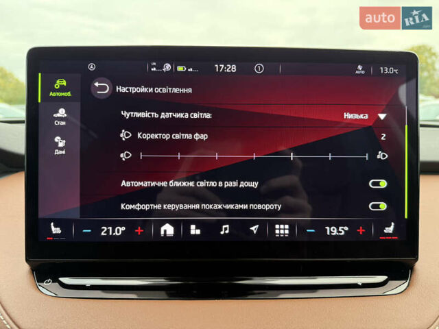 Черный Шкода Enyaq iV, объемом двигателя 0 л и пробегом 111 тыс. км за 27400 $, фото 65 на Automoto.ua