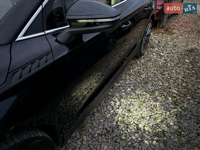Черный Шкода Enyaq iV, объемом двигателя 0 л и пробегом 111 тыс. км за 28400 $, фото 28 на Automoto.ua