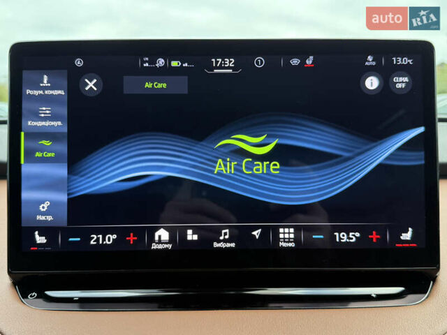 Черный Шкода Enyaq iV, объемом двигателя 0 л и пробегом 111 тыс. км за 27400 $, фото 81 на Automoto.ua