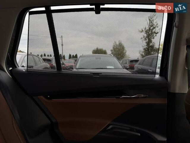 Черный Шкода Enyaq iV, объемом двигателя 0 л и пробегом 111 тыс. км за 27400 $, фото 102 на Automoto.ua