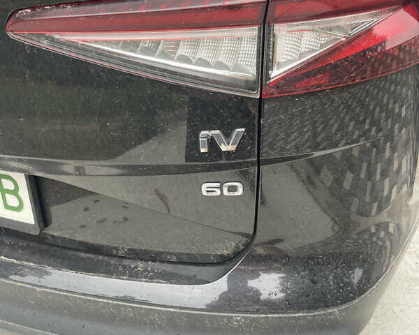 Черный Шкода Enyaq iV, объемом двигателя 0 л и пробегом 150 тыс. км за 20800 $, фото 4 на Automoto.ua