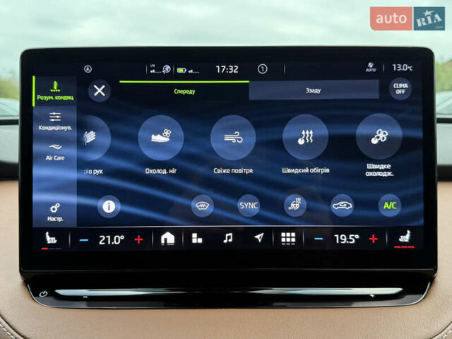 Черный Шкода Enyaq iV, объемом двигателя 0 л и пробегом 111 тыс. км за 28400 $, фото 78 на Automoto.ua