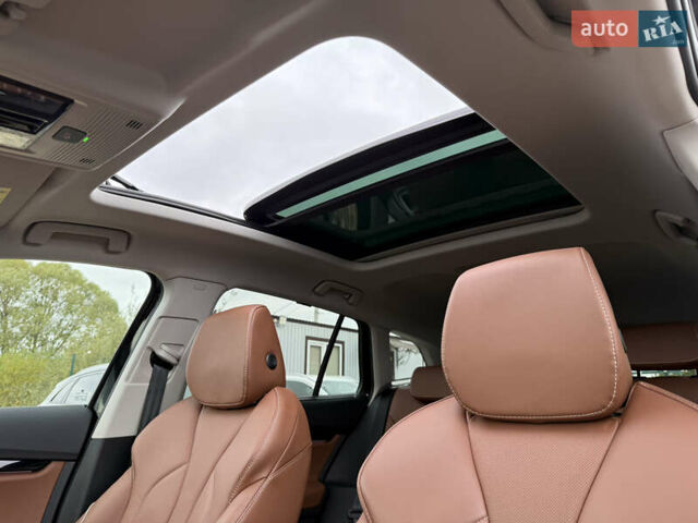 Черный Шкода Enyaq iV, объемом двигателя 0 л и пробегом 111 тыс. км за 28400 $, фото 40 на Automoto.ua