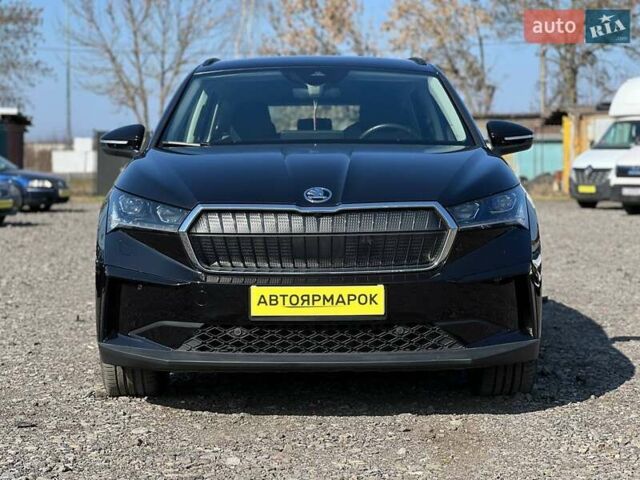 Чорний Шкода Enyaq iV, об'ємом двигуна 0 л та пробігом 6 тис. км за 25990 $, фото 1 на Automoto.ua