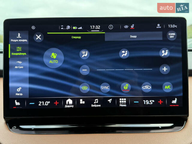 Черный Шкода Enyaq iV, объемом двигателя 0 л и пробегом 111 тыс. км за 28400 $, фото 79 на Automoto.ua