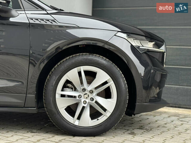 Черный Шкода Enyaq iV, объемом двигателя 0 л и пробегом 160 тыс. км за 18700 $, фото 37 на Automoto.ua