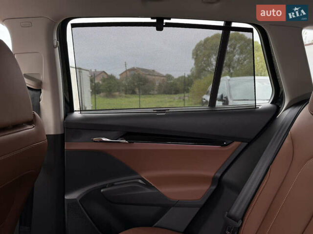 Черный Шкода Enyaq iV, объемом двигателя 0 л и пробегом 111 тыс. км за 28400 $, фото 111 на Automoto.ua