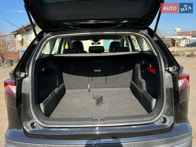 Чорний Шкода Enyaq iV, об'ємом двигуна 0 л та пробігом 6 тис. км за 25990 $, фото 11 на Automoto.ua