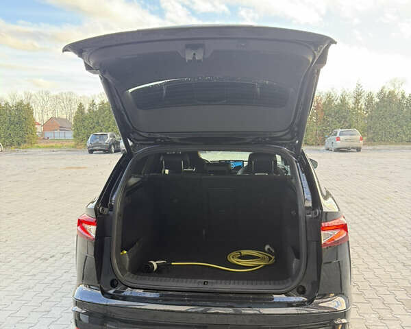 Черный Шкода Enyaq iV, объемом двигателя 0 л и пробегом 172 тыс. км за 24900 $, фото 15 на Automoto.ua