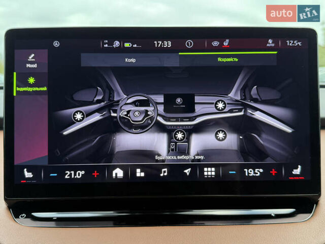 Черный Шкода Enyaq iV, объемом двигателя 0 л и пробегом 111 тыс. км за 28400 $, фото 85 на Automoto.ua