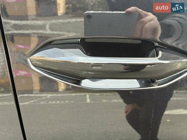 Черный Шкода Enyaq iV, объемом двигателя 0 л и пробегом 144 тыс. км за 26999 $, фото 48 на Automoto.ua