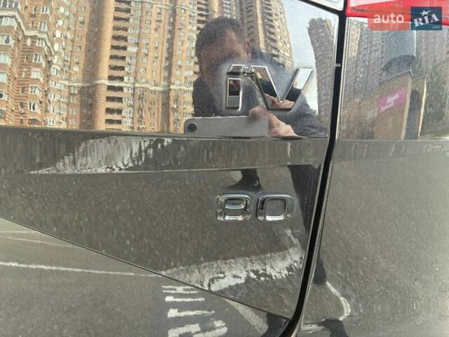 Черный Шкода Enyaq iV, объемом двигателя 0 л и пробегом 144 тыс. км за 26999 $, фото 49 на Automoto.ua