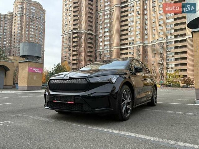 Черный Шкода Enyaq iV, объемом двигателя 0 л и пробегом 144 тыс. км за 26999 $, фото 39 на Automoto.ua