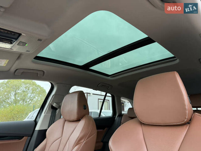 Черный Шкода Enyaq iV, объемом двигателя 0 л и пробегом 111 тыс. км за 27400 $, фото 41 на Automoto.ua