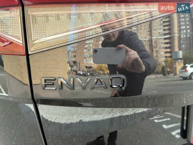 Черный Шкода Enyaq iV, объемом двигателя 0 л и пробегом 144 тыс. км за 26999 $, фото 50 на Automoto.ua