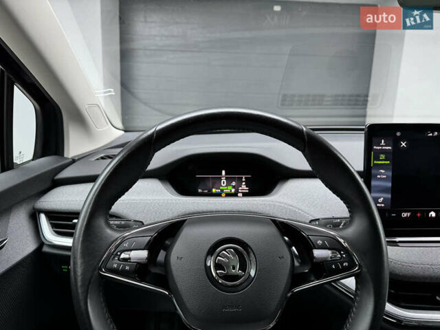 Черный Шкода Enyaq iV, объемом двигателя 0 л и пробегом 160 тыс. км за 18700 $, фото 72 на Automoto.ua