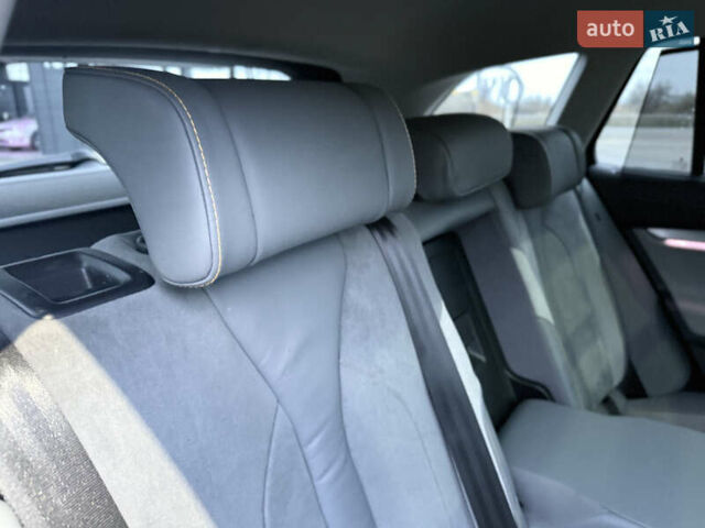 Черный Шкода Enyaq iV, объемом двигателя 0 л и пробегом 163 тыс. км за 24600 $, фото 25 на Automoto.ua