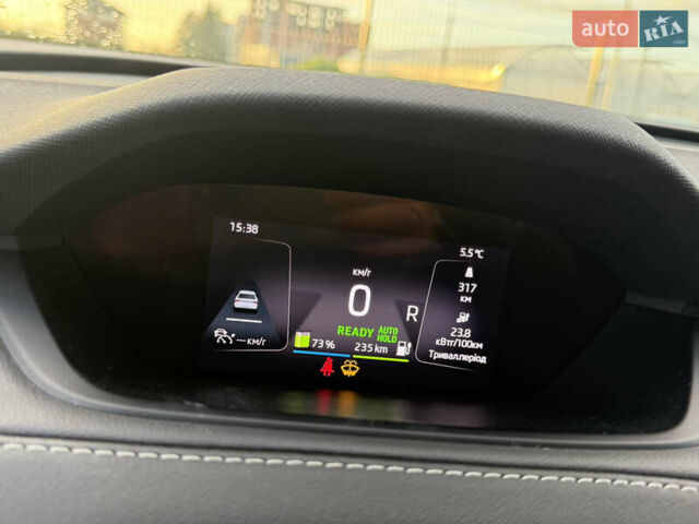 Черный Шкода Enyaq iV, объемом двигателя 0 л и пробегом 172 тыс. км за 24900 $, фото 16 на Automoto.ua