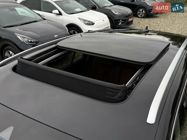 Черный Шкода Enyaq iV, объемом двигателя 0 л и пробегом 111 тыс. км за 27400 $, фото 5 на Automoto.ua