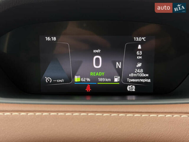 Черный Шкода Enyaq iV, объемом двигателя 0 л и пробегом 111 тыс. км за 28400 $, фото 52 на Automoto.ua