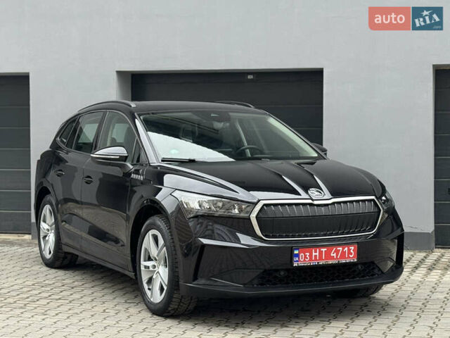 Черный Шкода Enyaq iV, объемом двигателя 0 л и пробегом 160 тыс. км за 18700 $, фото 18 на Automoto.ua