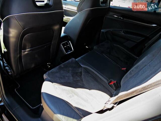 Черный Шкода Enyaq iV, объемом двигателя 0 л и пробегом 99 тыс. км за 29950 $, фото 14 на Automoto.ua