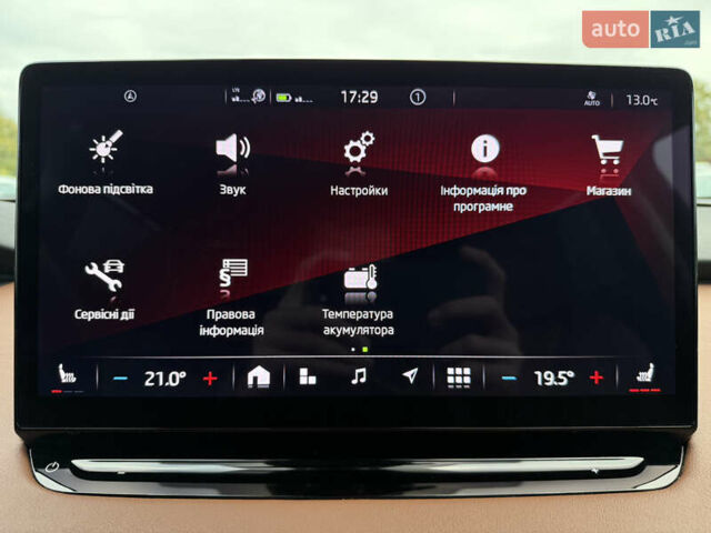 Черный Шкода Enyaq iV, объемом двигателя 0 л и пробегом 111 тыс. км за 27400 $, фото 70 на Automoto.ua