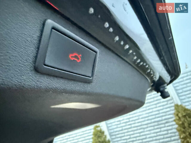 Черный Шкода Enyaq iV, объемом двигателя 0 л и пробегом 163 тыс. км за 24600 $, фото 22 на Automoto.ua