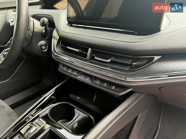 Черный Шкода Enyaq iV, объемом двигателя 0 л и пробегом 144 тыс. км за 26999 $, фото 101 на Automoto.ua